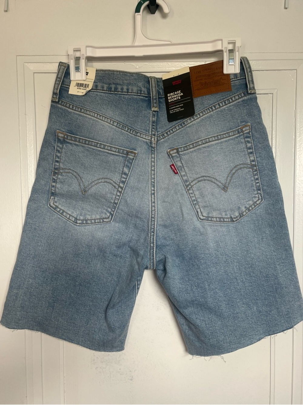 Levi's Ribcage Bermuda Shorts